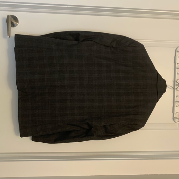 Patterned Duchamp London Suit - Picture 8 of 9